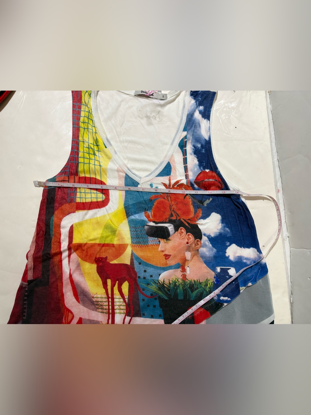 Desigual Multicolor Graphic V-Neck Tank Top - Women's - Picture 2 of 3